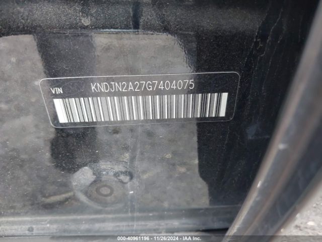KNDJN2A27G7404075 KIA Soul