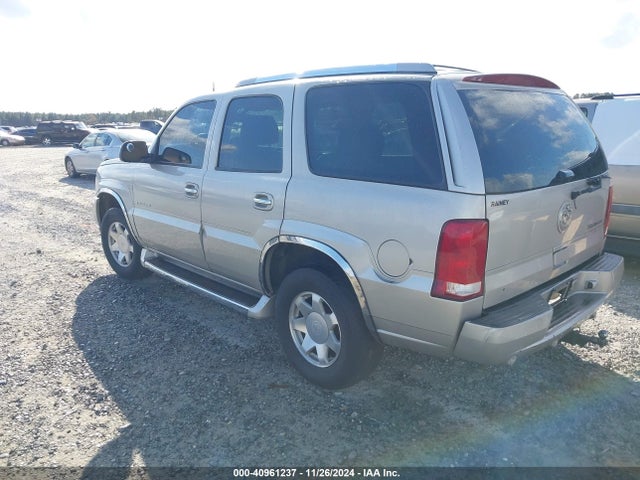 2005 CADILLAC ESCALADE 1GYEK63N05R104575 Photo 2