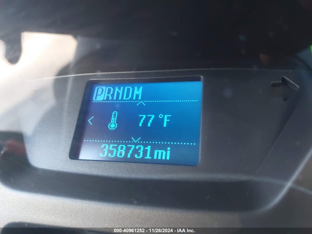 Ford Transit-150 2016 1FTYE2CM8GKB50113 Image 15