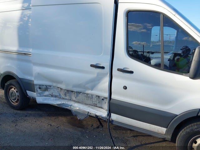 Ford Transit-150 2016 1FTYE2CM8GKB50113 Image 6