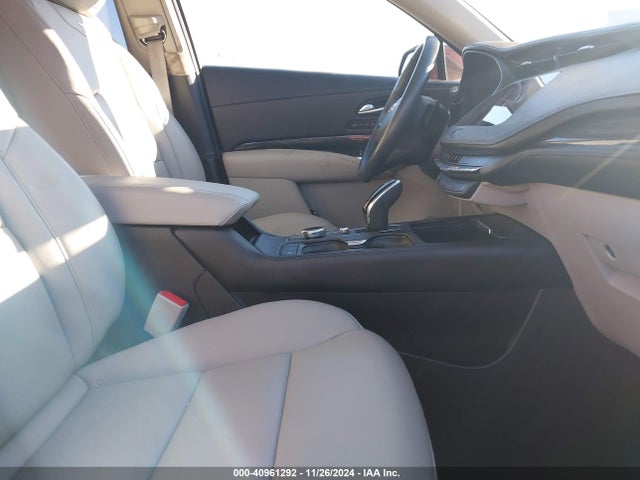 2022 CADILLAC XT4 1GYFZCR44NF167824 Photo 4