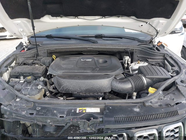 1C4RJFCG0JC264352 Jeep Grand Cherokee Overland 4x4