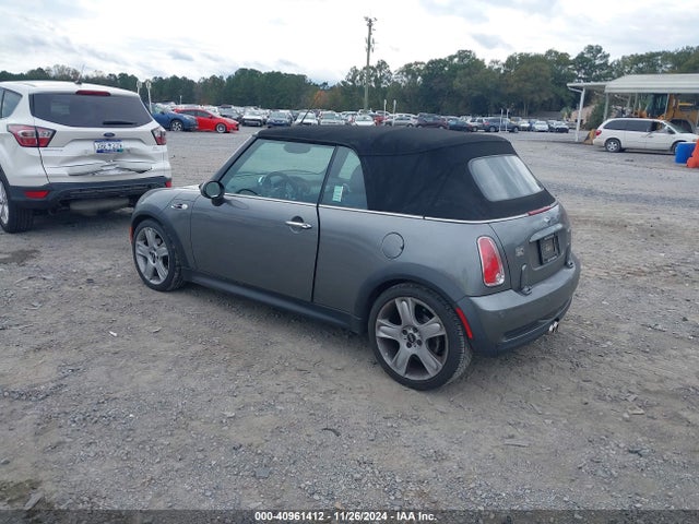 2006 MINI COOPER S WMWRH33566TF87739 Photo 2