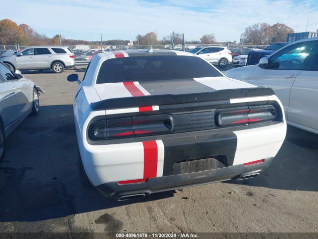 2C3CDZFJ4GH337920 Dodge Challenger R/t Scat Pack