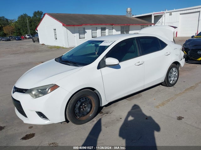 Toyota COROLLA LE 2016 2T1BURHE1GC572843 Image 2