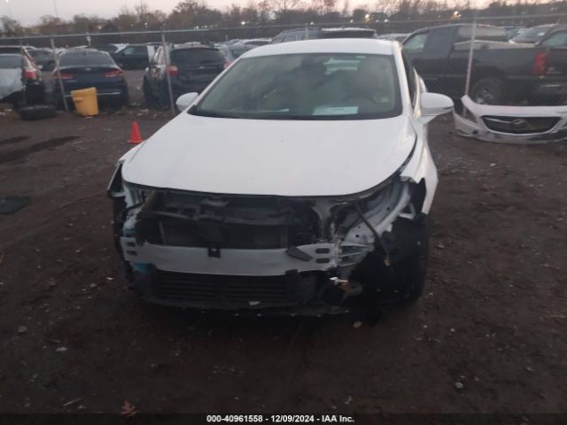 1G4ZP5SS2JU145593 Buick Lacrosse Essence