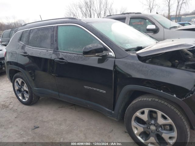 3C4NJDCB8JT373850 Jeep Compass Limited 4x4