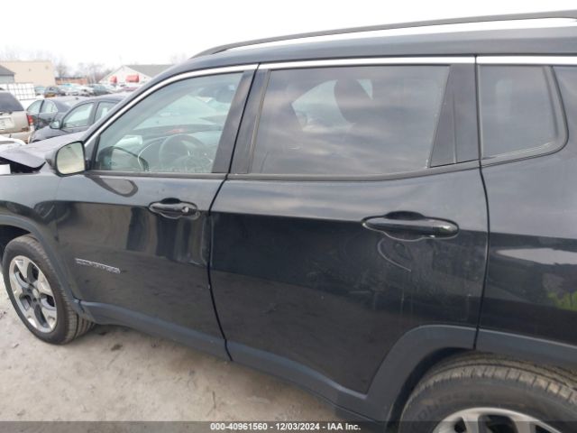 3C4NJDCB8JT373850 Jeep Compass Limited 4x4