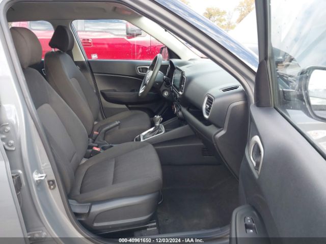 KMHRB8A30MU068186 Hyundai Venue Se