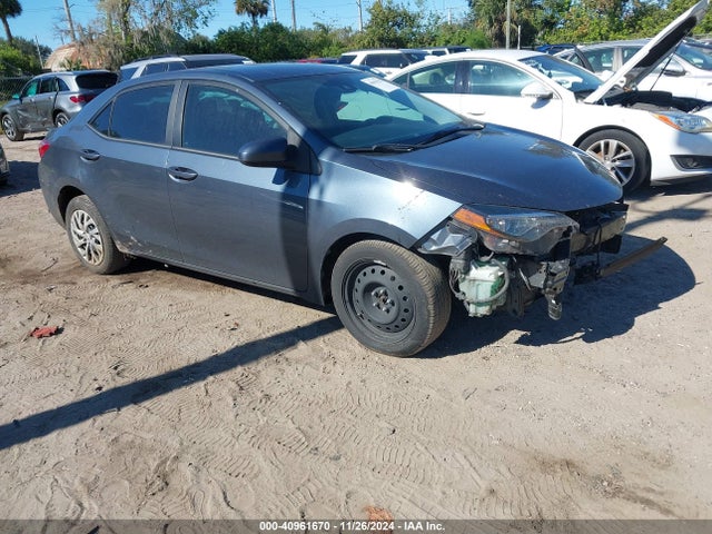 Toyota COROLLA LE 2019 2T1BURHE8KC175669 Image 1