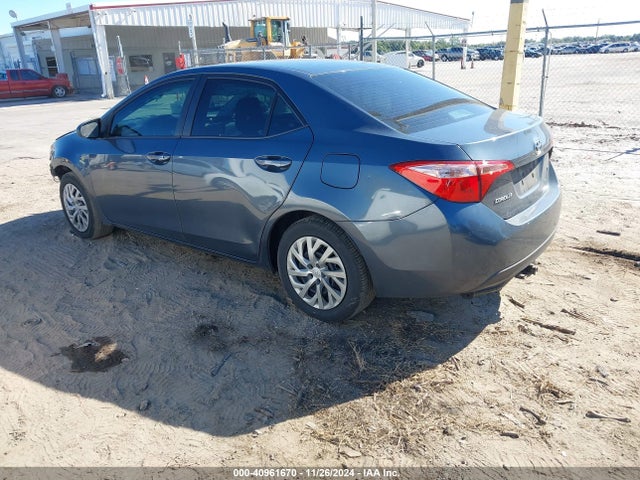 Toyota COROLLA LE 2019 2T1BURHE8KC175669 Image 3