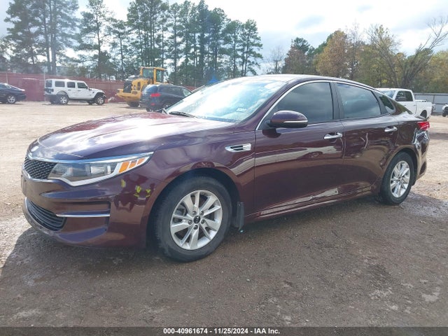 KIA Optima Lx 2017 5XXGT4L31HG151779 Image 2
