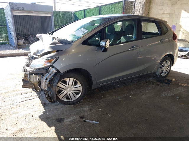 Honda FIT LX 2019 3HGGK5H48KM707376 Image 2