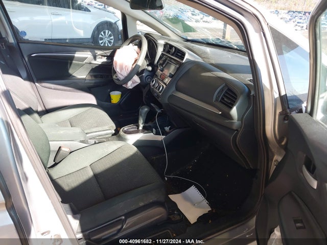 Honda FIT LX 2019 3HGGK5H48KM707376 Image 5