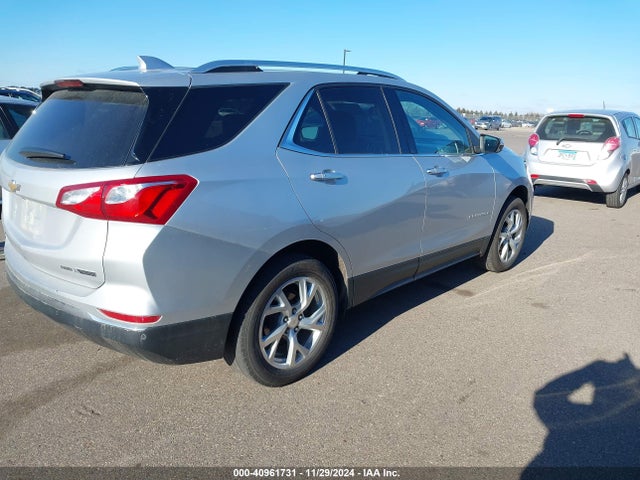 3GNAXVEV2JS500101 Chevrolet Equinox Premier