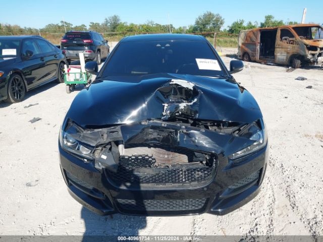 SAJAF4BV8HA962184 Jaguar Xe 35t R-sport