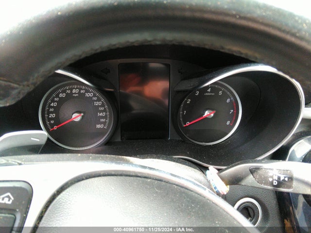 55SWF4JB8JU250684 Mercedes-Benz C 300