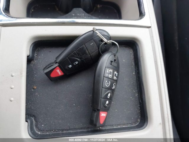 2011 CHRYSLER TOWN & COUNTRY 2A4RR8DG9BR733962 Photo 10