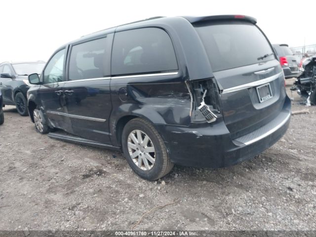 2011 CHRYSLER TOWN & COUNTRY 2A4RR8DG9BR733962 Photo 2
