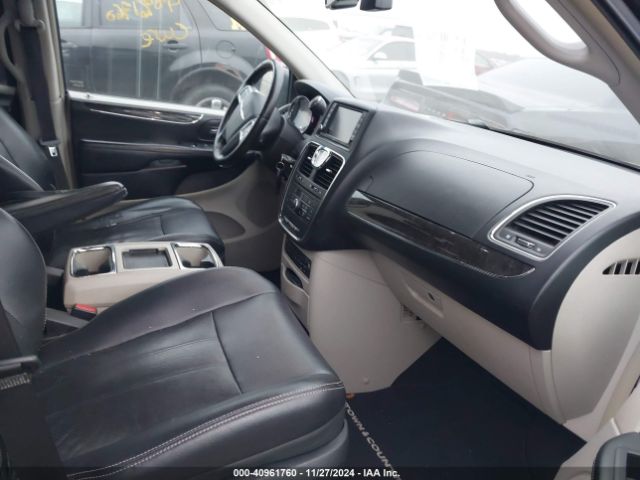 2011 CHRYSLER TOWN & COUNTRY 2A4RR8DG9BR733962 Photo 4