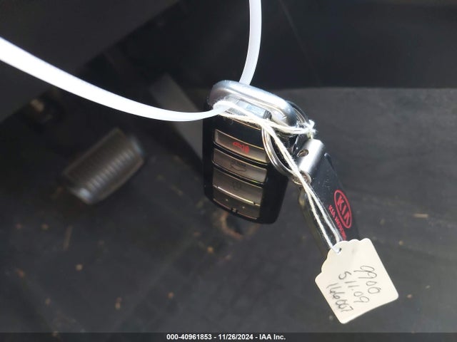 KIA Cadenza Premium 2014 KNALN4D71E5166077 Image 11