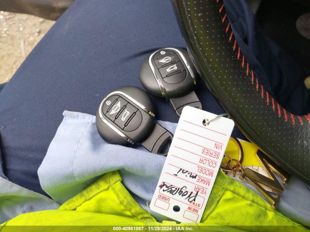 2019 MINI COUNTRYMAN WMZYT5C52K3J89010 Photo 10