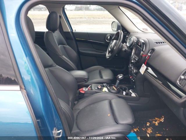 2019 MINI COUNTRYMAN WMZYT5C52K3J89010 Photo 4