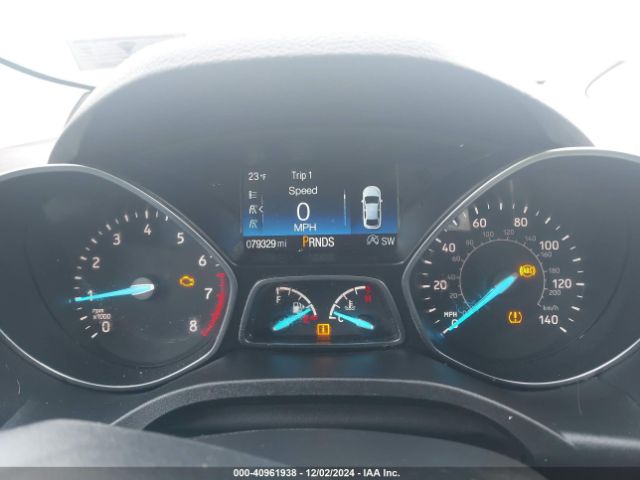 1FMCU9HD6JUA98986 Ford ESCAPE SEL