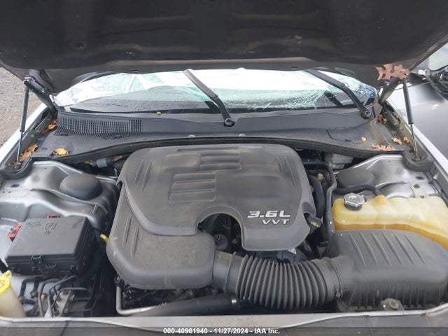 2C3CCARG9EH183884 Chrysler 300