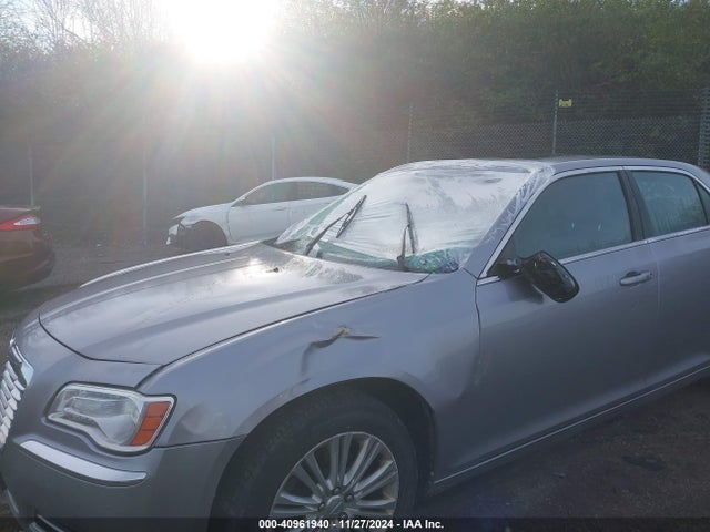 Chrysler 300 2014 2C3CCARG9EH183884 Image 6
