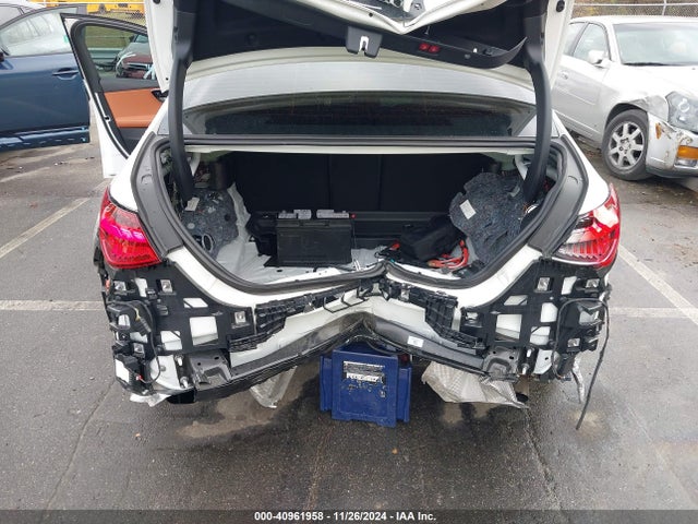 W1KAF8HB9PR132290 Mercedes-Benz Amg C 43 4matic