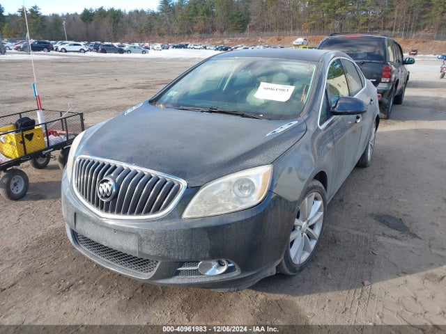 Buick Verano 2014 1G4PP5SK1E4131617 Image 2