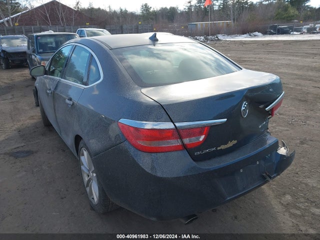 Buick Verano 2014 1G4PP5SK1E4131617 Image 3