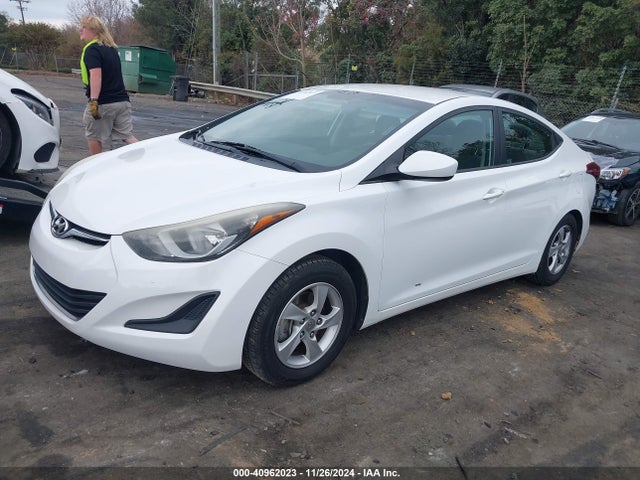 Hyundai ELANTRA SE 2014 5NPDH4AE1EH528510 Image 2