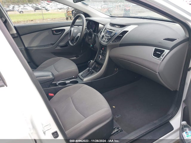 Hyundai ELANTRA SE 2014 5NPDH4AE1EH528510 Image 5