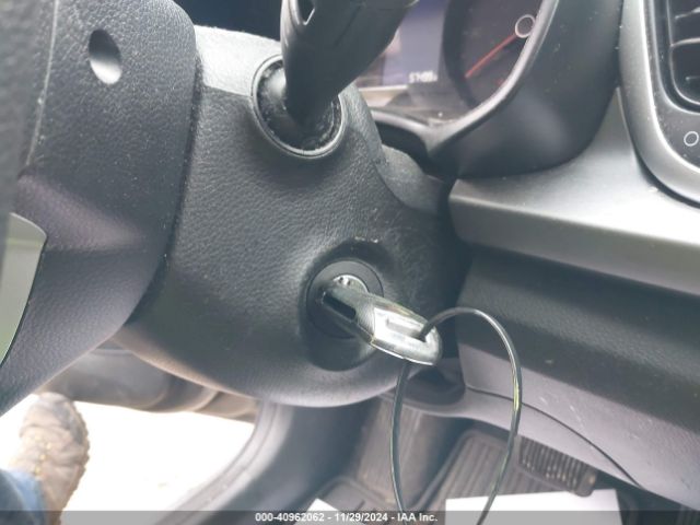 3KPA25AD2NE470963 KIA Rio 5-door S