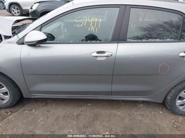 3KPA25AD2NE470963 KIA Rio 5-door S