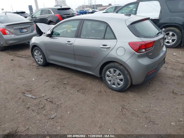 3KPA25AD2NE470963 KIA Rio 5-door S