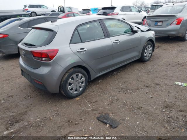3KPA25AD2NE470963 KIA Rio 5-door S