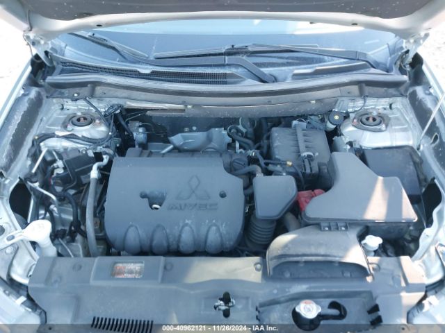 JA4AD2A36JZ015672 Mitsubishi Outlander Es
