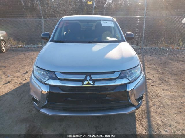 JA4AD2A36JZ015672 Mitsubishi Outlander Es