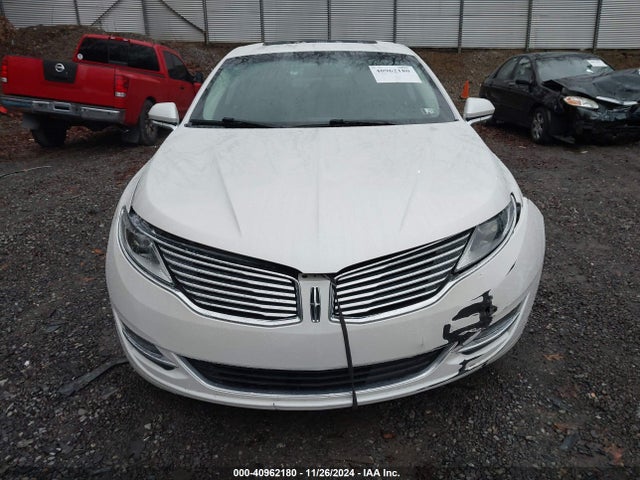 3LN6L2J9XGR606132 Lincoln MKZ