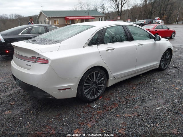 3LN6L2J9XGR606132 Lincoln MKZ
