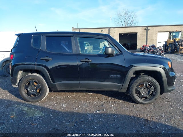 ZACNJBAB3KPK24534 Jeep Renegade Sport 4x4