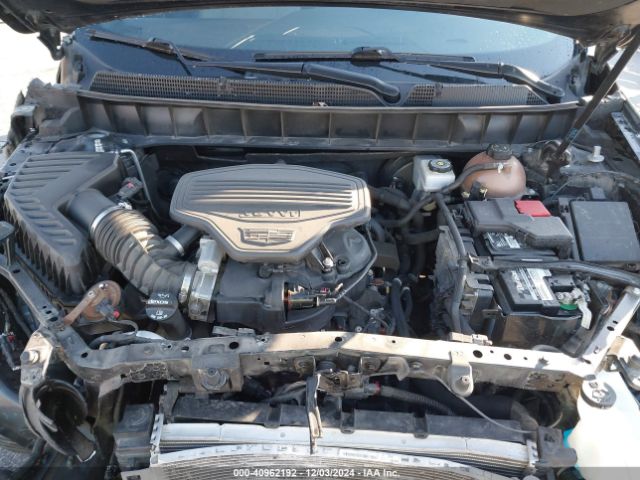 1GYKNDRS1JZ243653 Cadillac XT5 LUXURY