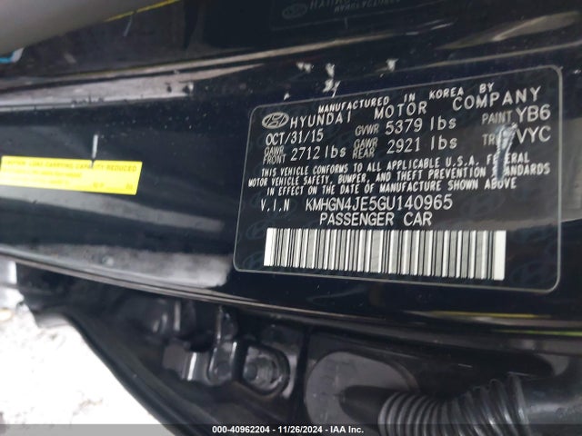 Hyundai Genesis 3.8 2016 KMHGN4JE5GU140965 Image 9