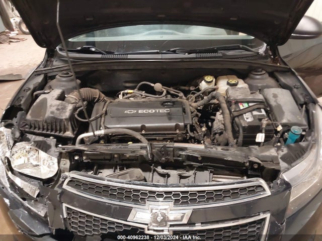 1G1PA5SH9E7455125 Chevrolet Cruze Ls Auto