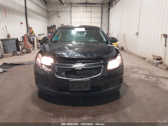 1G1PA5SH9E7455125 Chevrolet Cruze Ls Auto