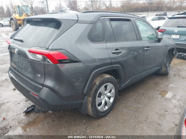 2T3K1RFV1KW051972 Toyota RAV4 LE