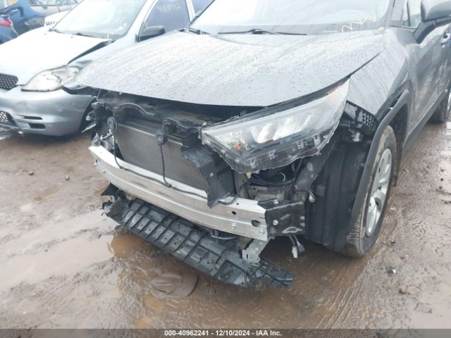 2T3K1RFV1KW051972 Toyota RAV4 LE